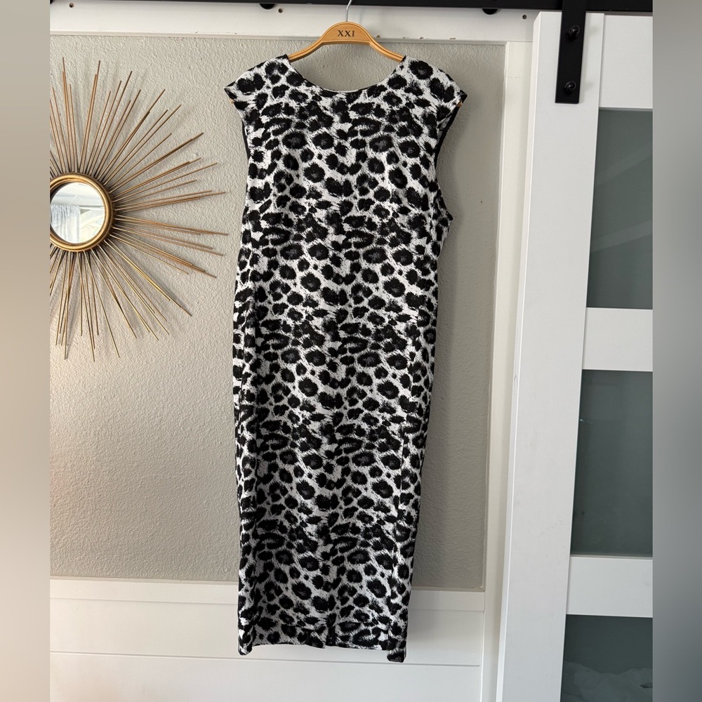 Natori Black and White Leopard Midi Sheath Dress